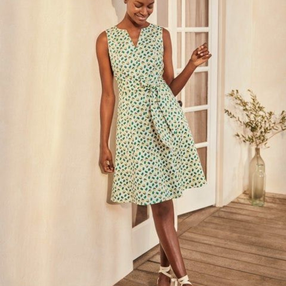 Floral Sleeveless Dress - Green and White